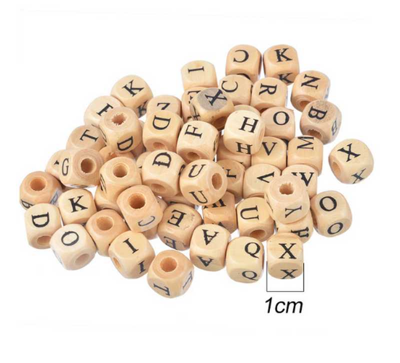 Perle bois carrée alphabet 1 cm